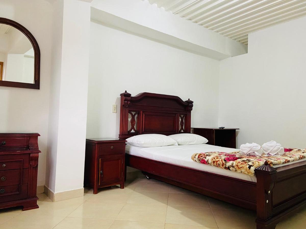 Vivienda Turistica El Zocalo Apartment กัวตาเป ภายนอก รูปภาพ